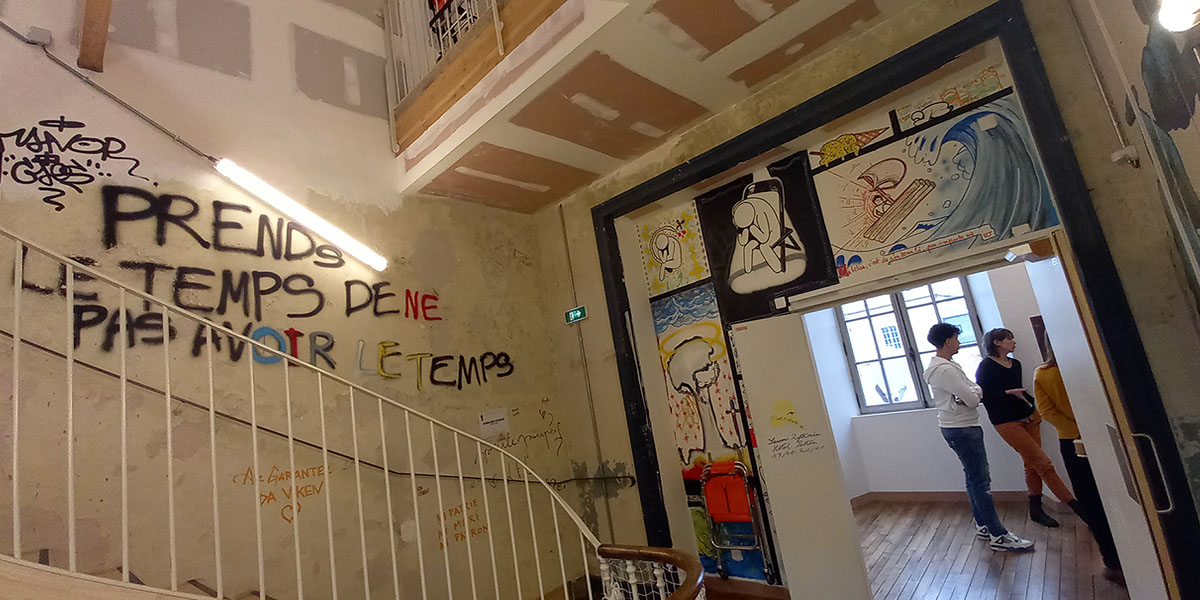 Arrivé au premier étage... On nous y attend...