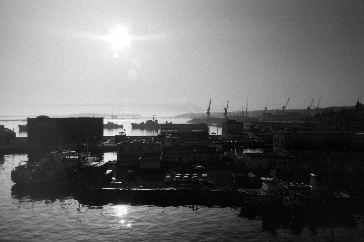 « La rade Brest » - Le soir, avant le coucher du soleil... - Port de Commerce - 1991