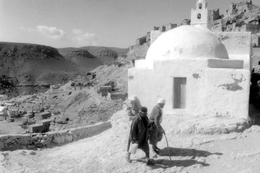 « Les vieux de Chenini... » - Tunisie